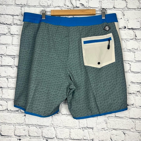 Baja Llama Board Short Floral Print A Spiny Proposition 17" Size 38 NWT - Picture 8 of 12